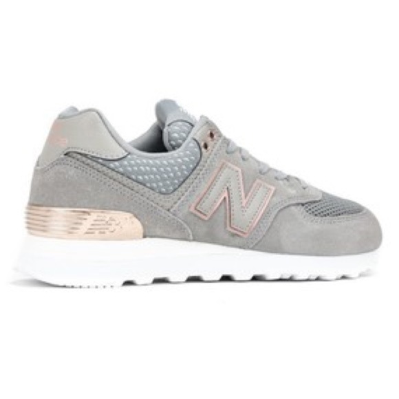 New Balance Women’s 574 Artic Sky Shoe/Sneaker | Color: Grey/Rose Gold 🩶🩶👟👟 - Picture 3 of 15